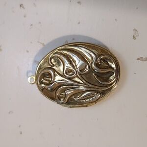 Vintage Costume Jewelry Locket